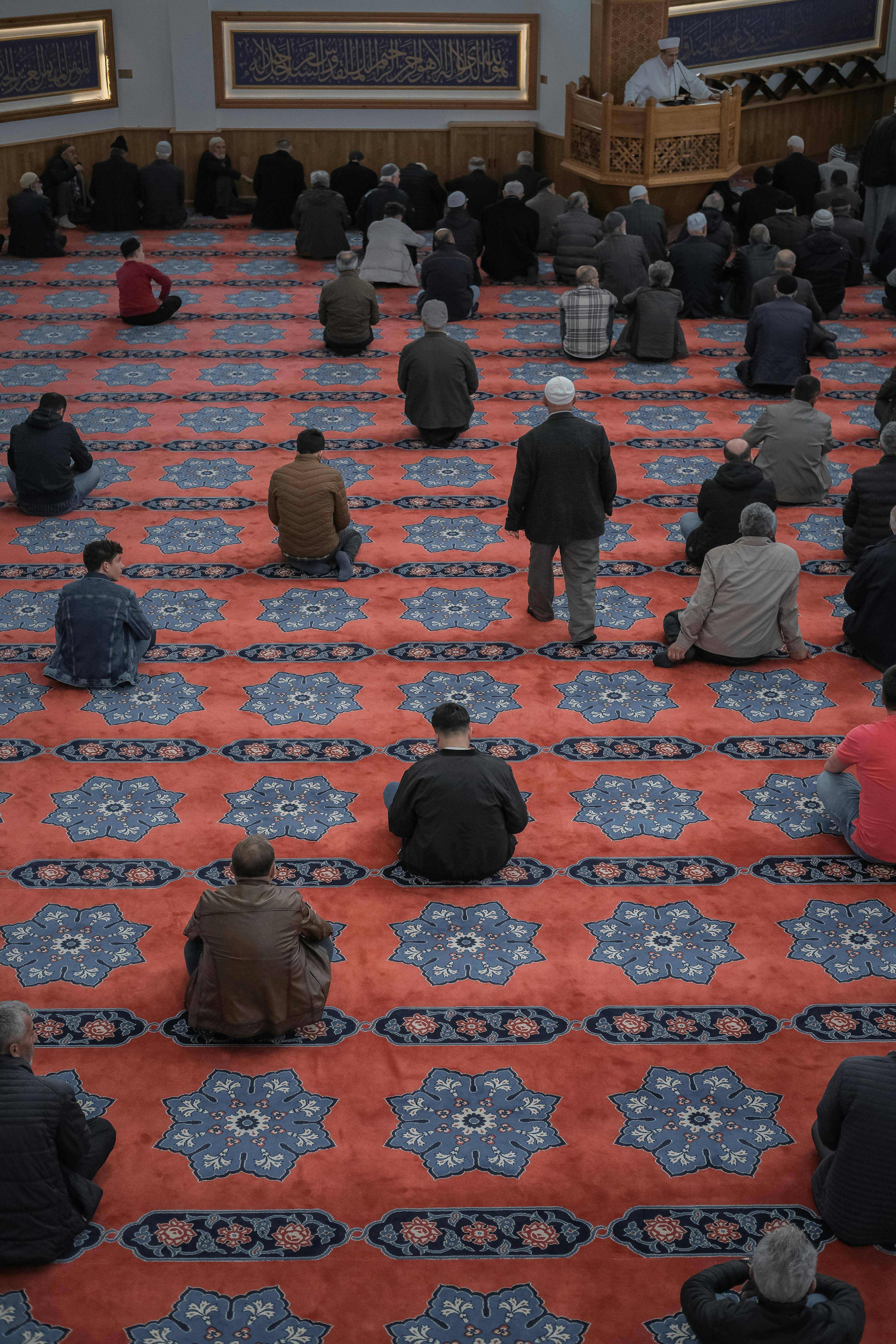 The Role of American Imams: Spiritual Leaders in Communities